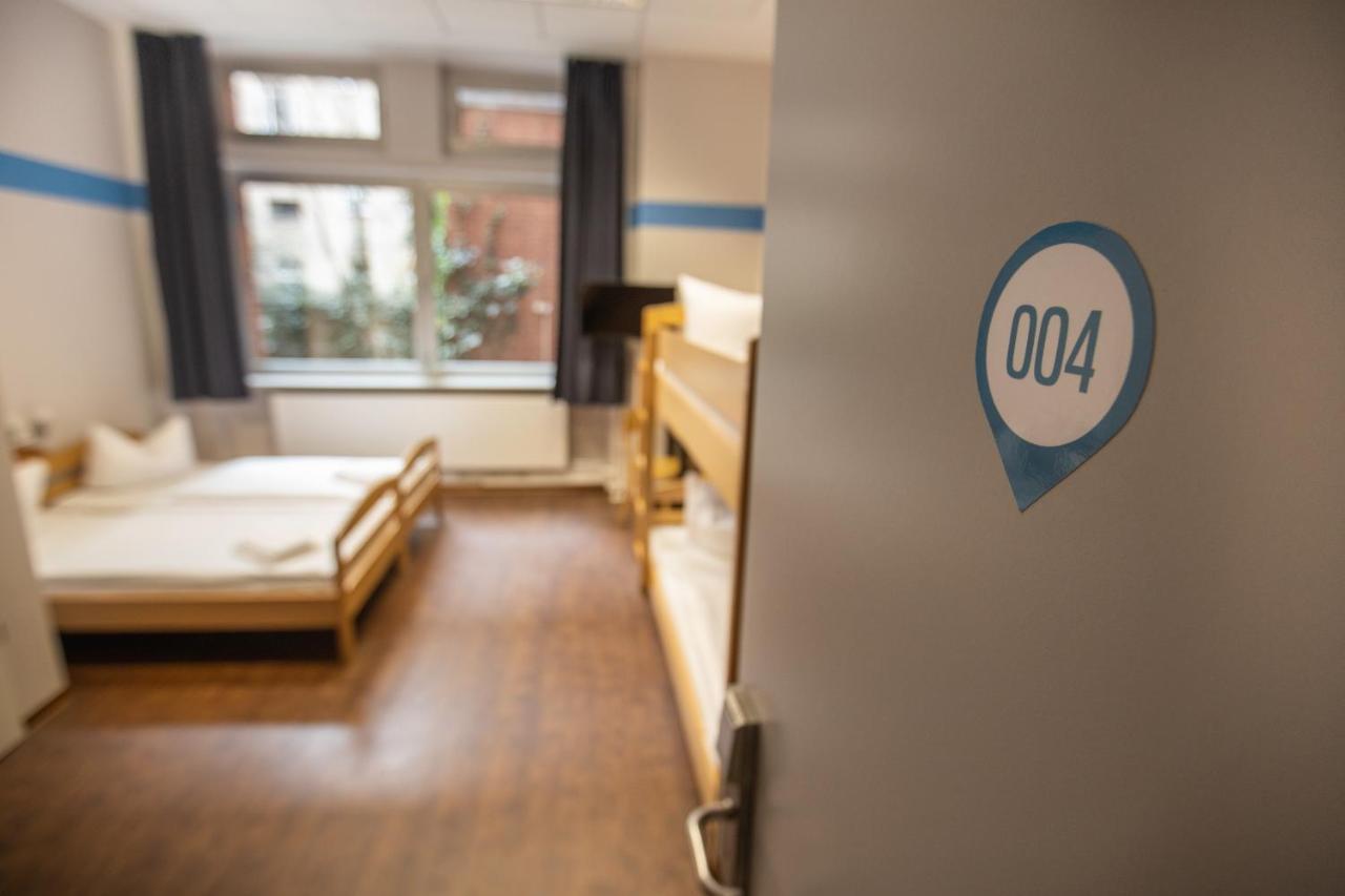 Acama Hotel & Hostel Kreuzberg Berlino Esterno foto