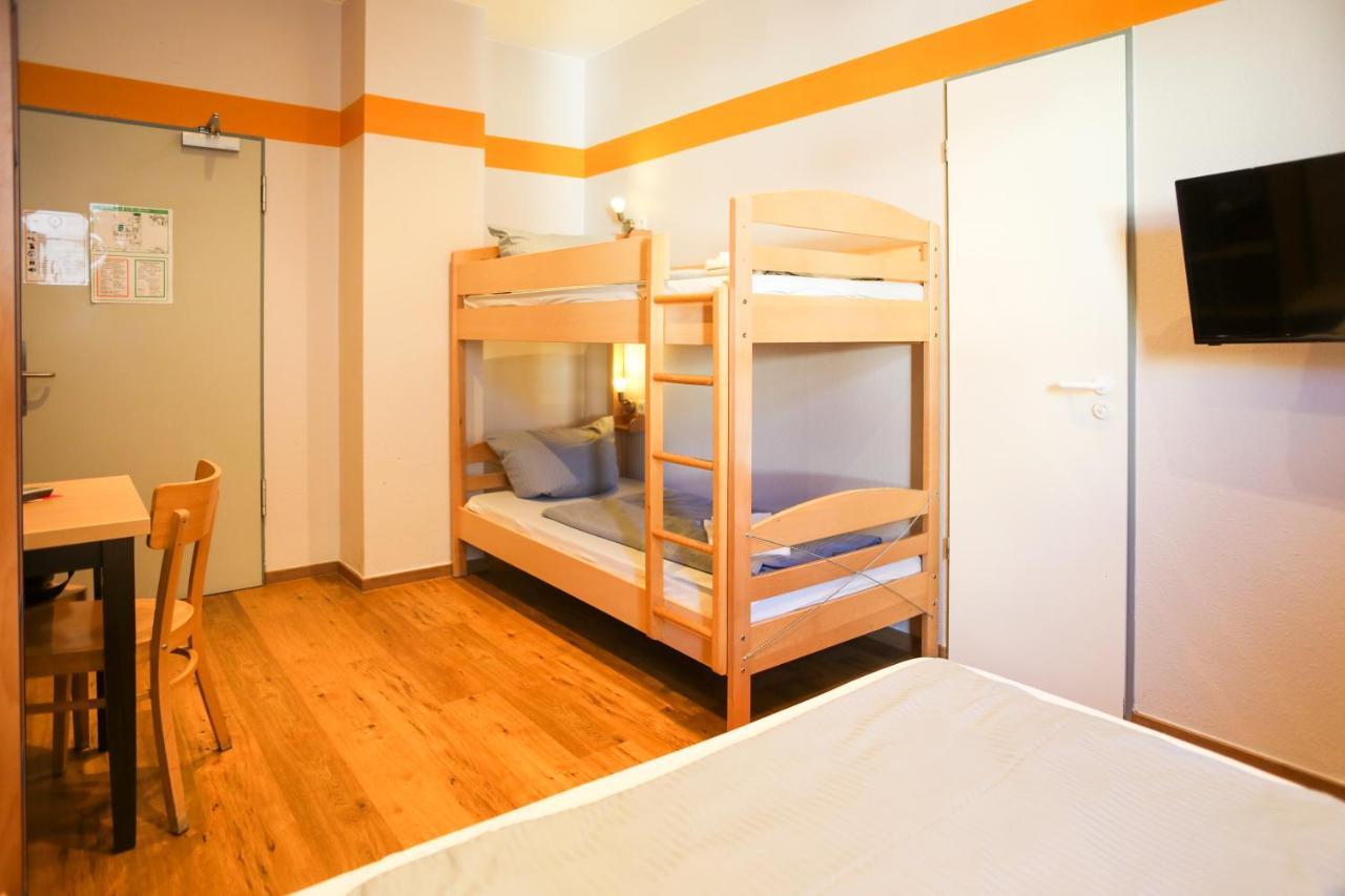 Acama Hotel & Hostel Kreuzberg Berlino Esterno foto