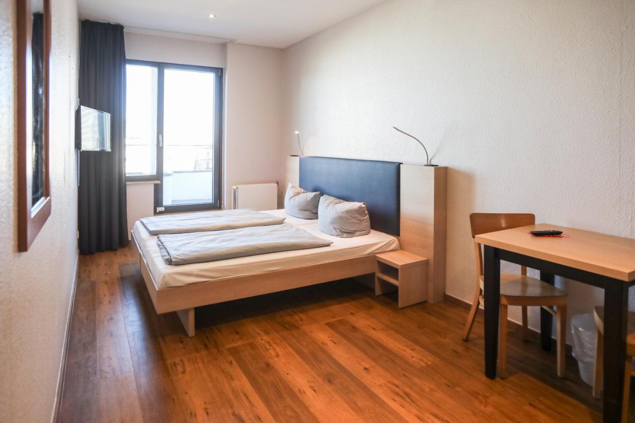 Acama Hotel & Hostel Kreuzberg Berlino Esterno foto