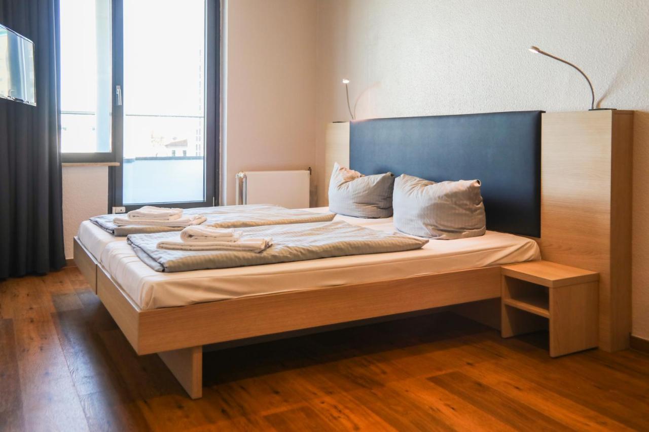 Acama Hotel & Hostel Kreuzberg Berlino Esterno foto