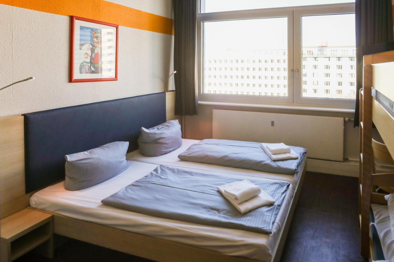 Acama Hotel & Hostel Kreuzberg Berlino Esterno foto